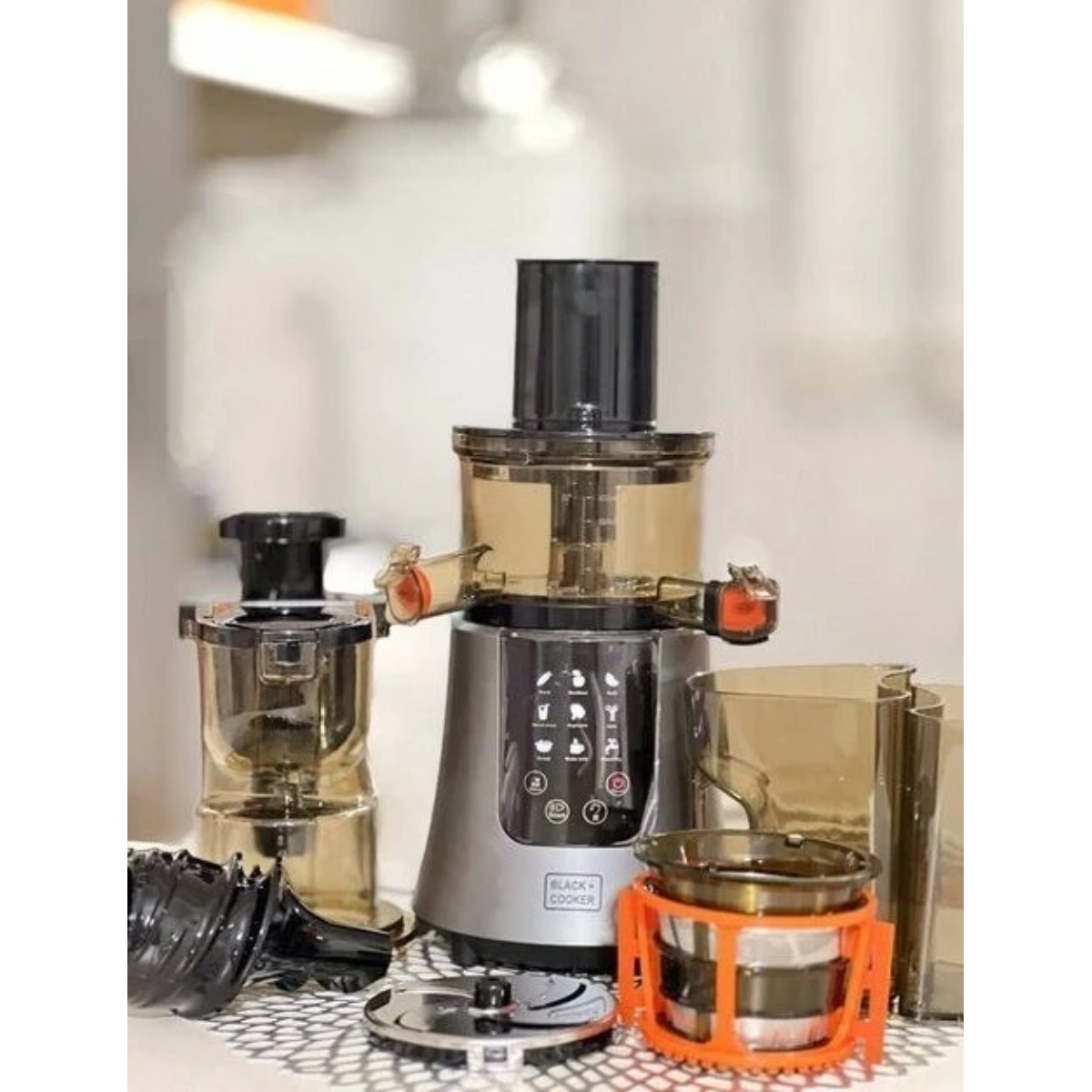 عصاره گیر ۴ کاره بلک کوکر مدل BC576