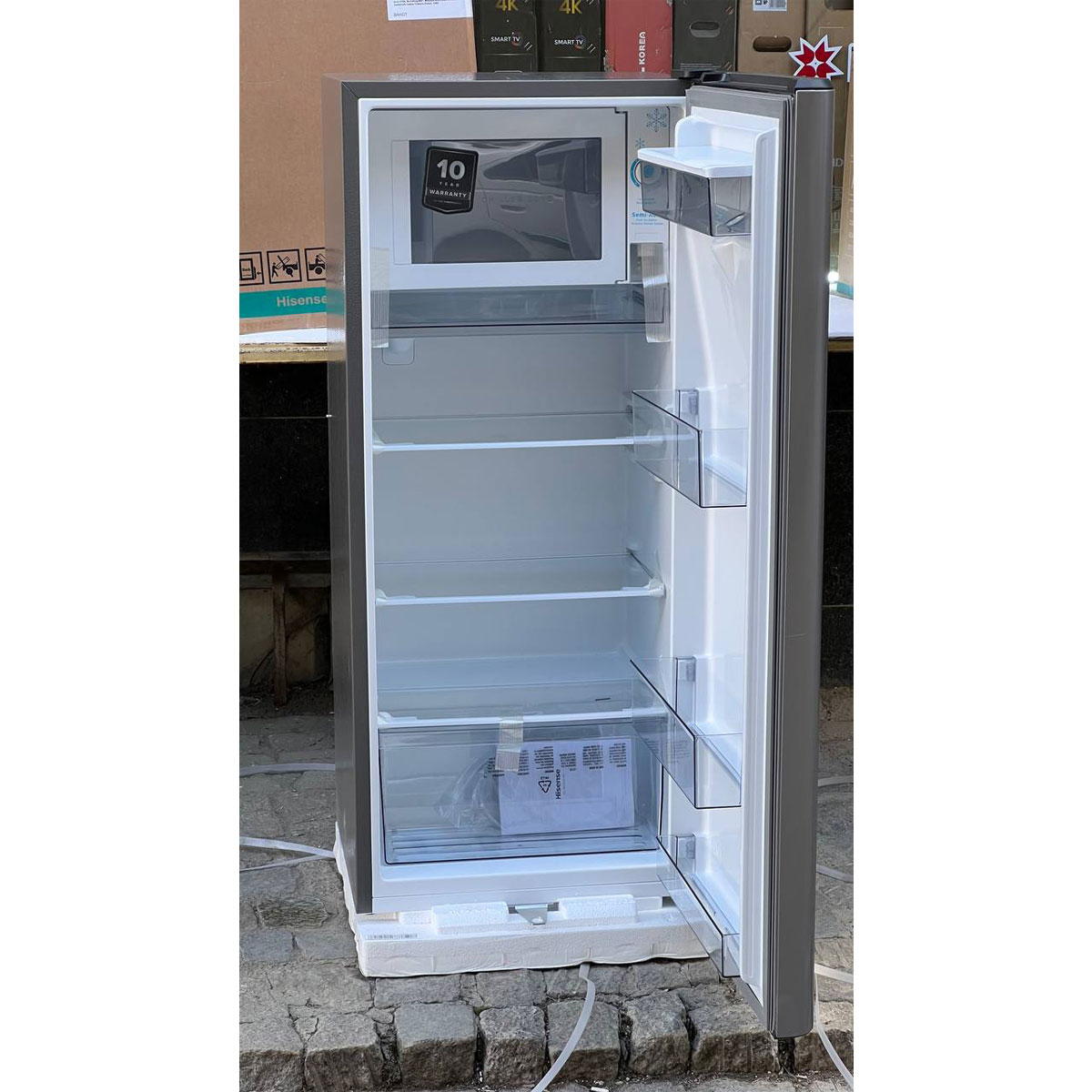 یخچال فریزر هایسنس 12 فوت با طراحی مدرن