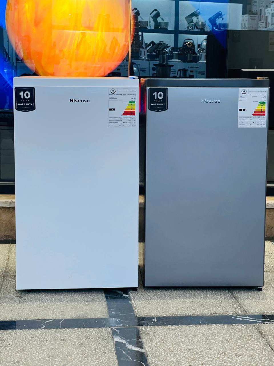 یخچال 6 فوت هایسنس مدل 122D